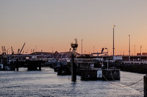 le jour se lève sur saint Malo