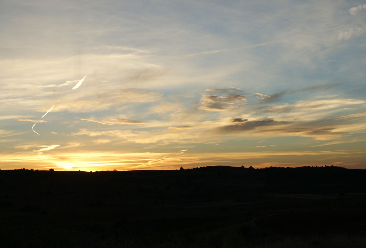 early start at Arcos de Jalón - 2 minutes later