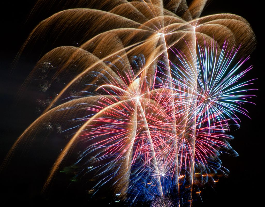 Feuerwerk und feiern - das passt immer....